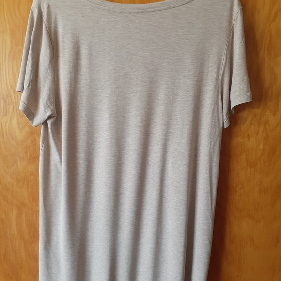 American Eagle short sleeve Top - Picture 5 of 5